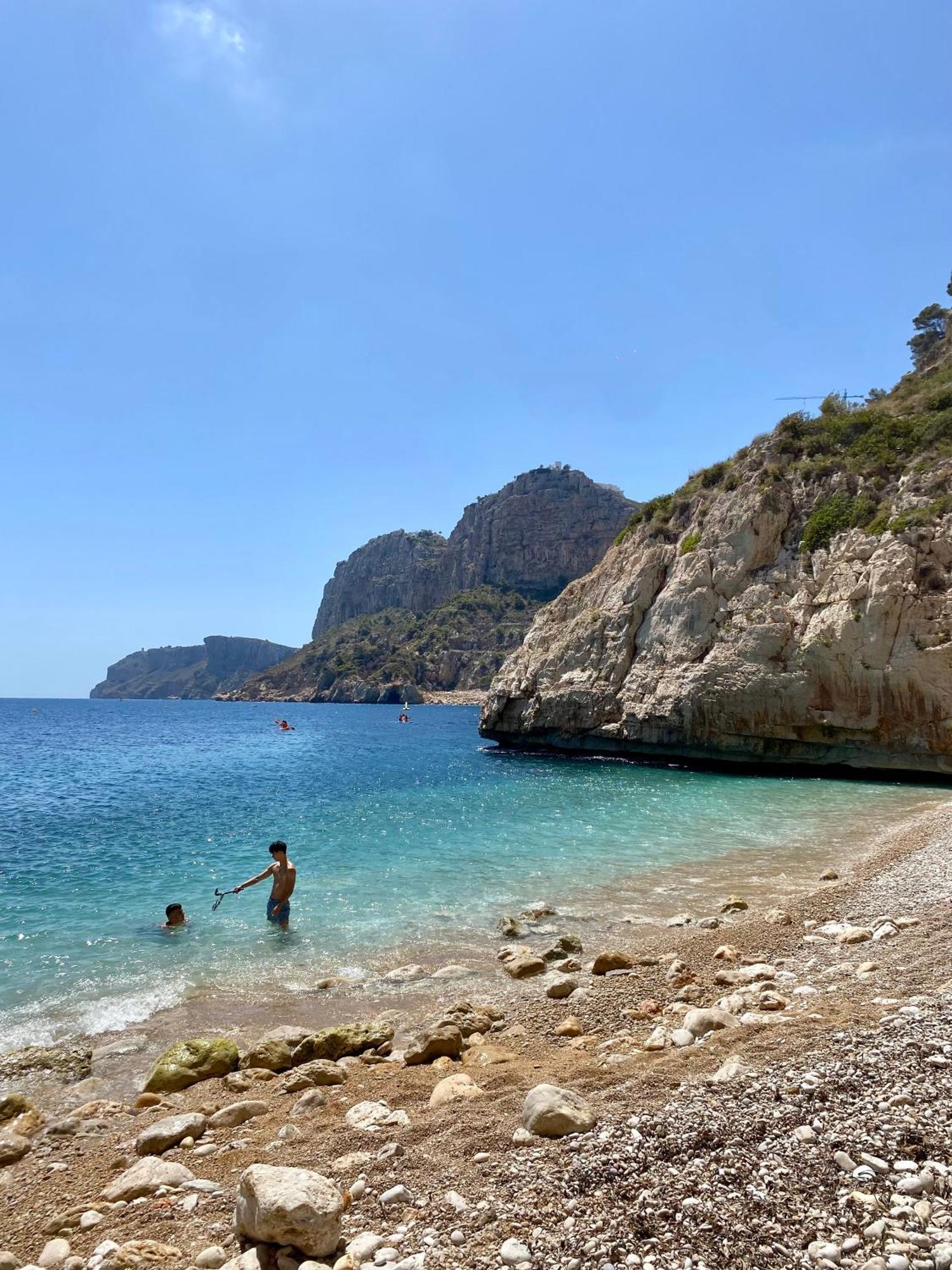 Natalie Calpe Sun 100M To The Beach Center Bagian luar foto